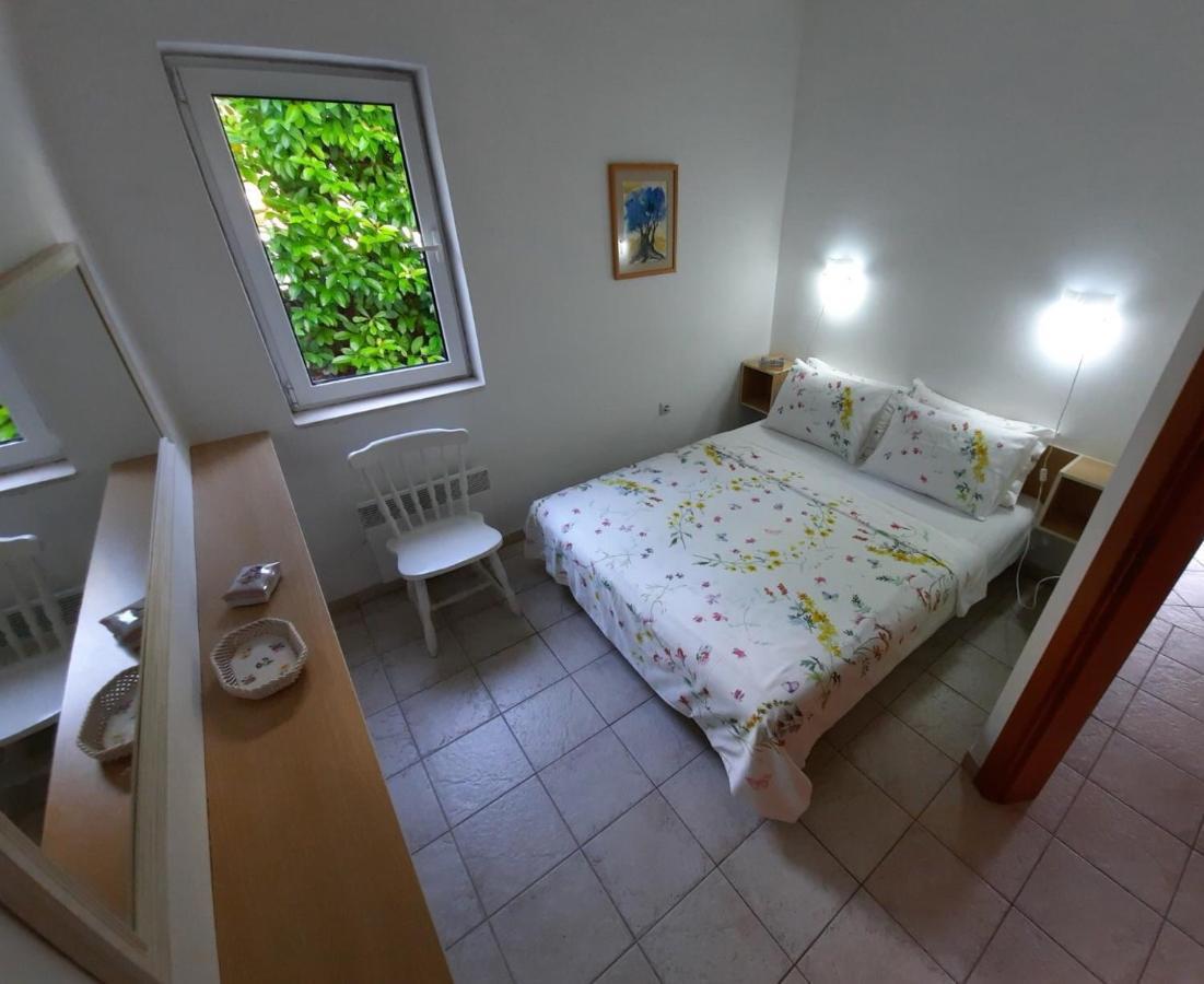 Apartments Milicevic Χέρτσεγκ Νόβι Εξωτερικό φωτογραφία