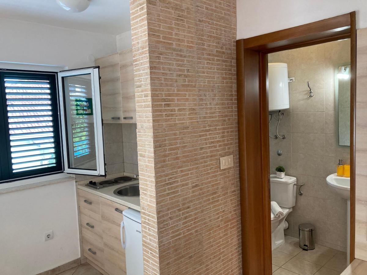 Apartments Milicevic Χέρτσεγκ Νόβι Εξωτερικό φωτογραφία