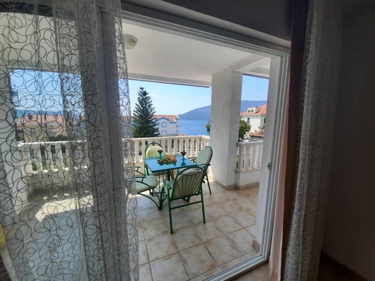 Apartments Milicevic Χέρτσεγκ Νόβι Εξωτερικό φωτογραφία