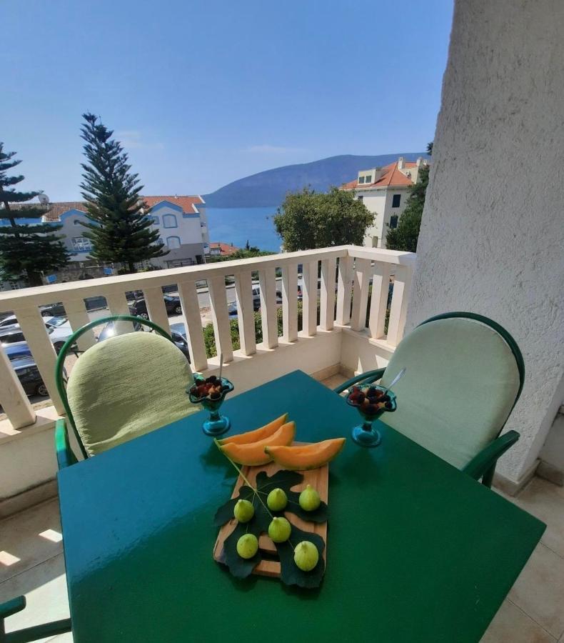 Apartments Milicevic Χέρτσεγκ Νόβι Εξωτερικό φωτογραφία
