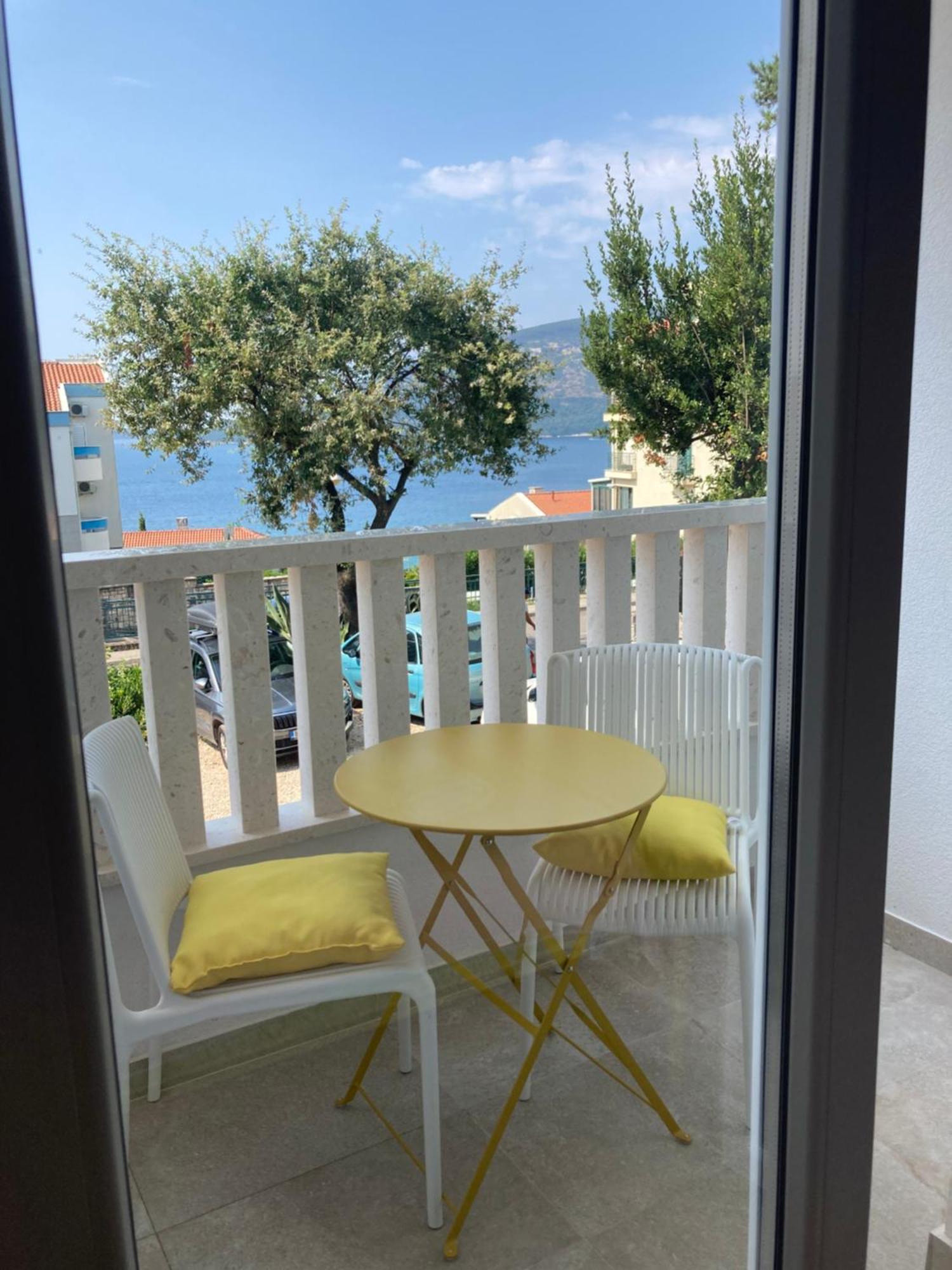 Apartments Milicevic Χέρτσεγκ Νόβι Εξωτερικό φωτογραφία